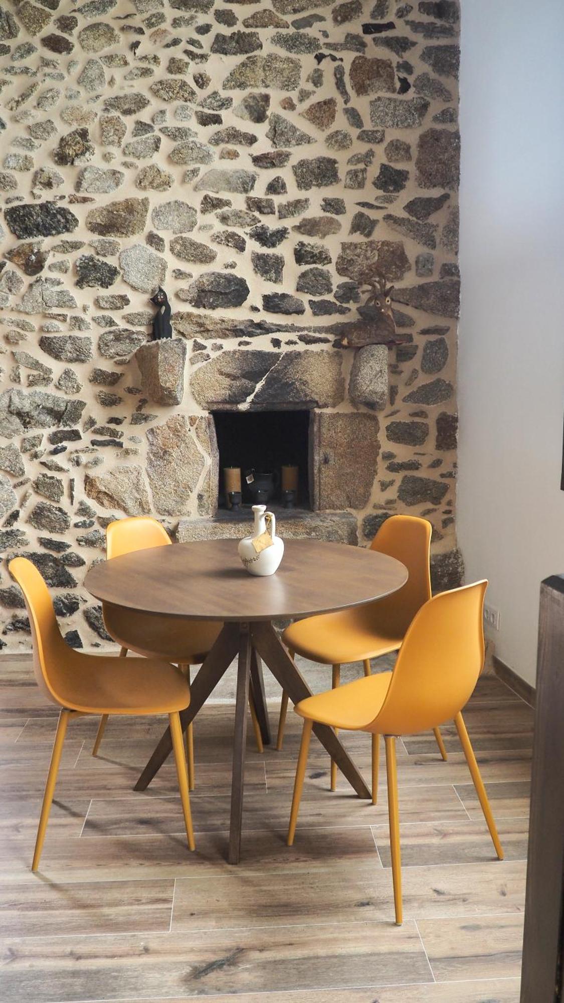 Apartamentos Muralla Sacra Sober Eksteriør billede