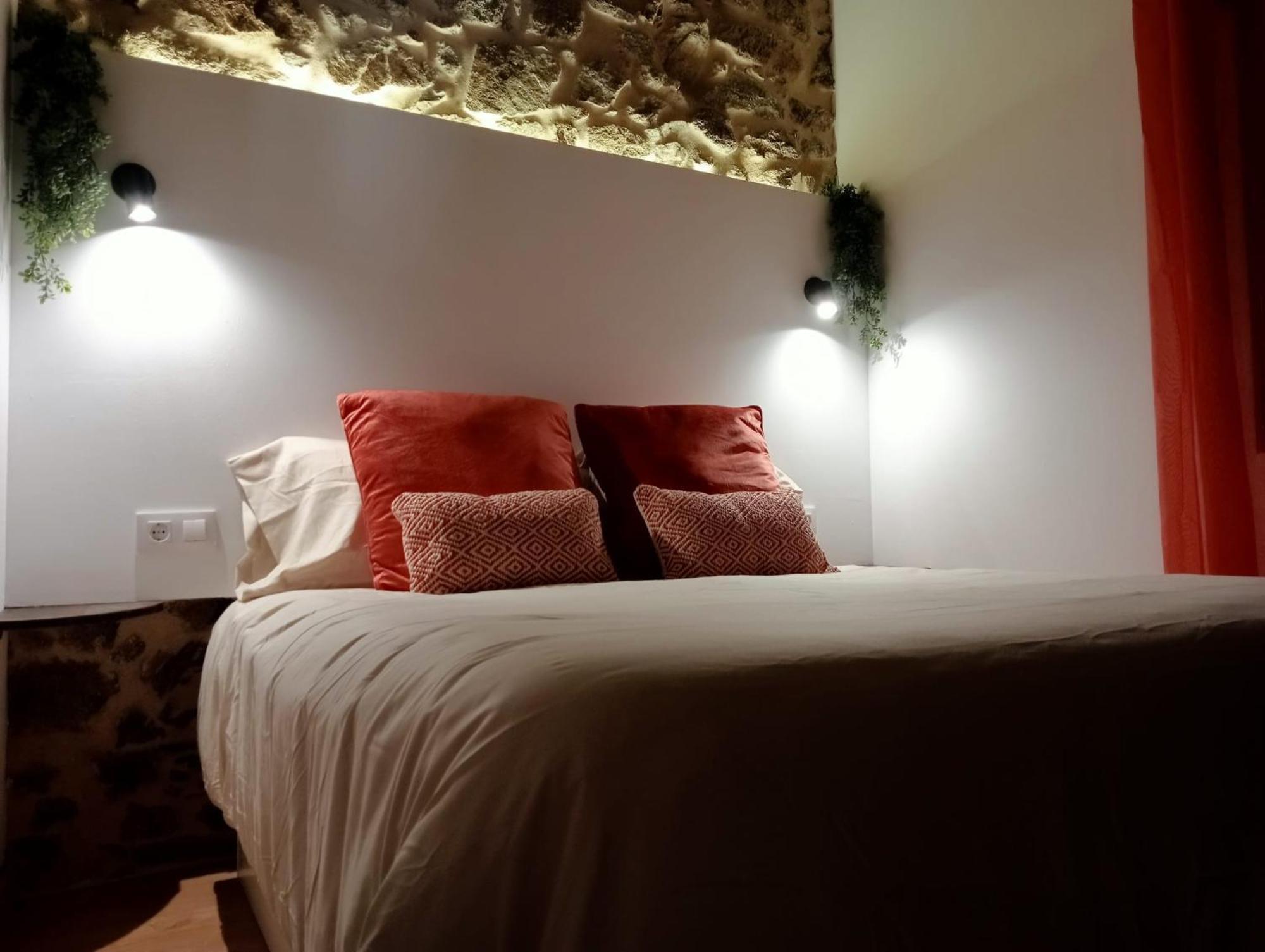 Apartamentos Muralla Sacra Sober Eksteriør billede